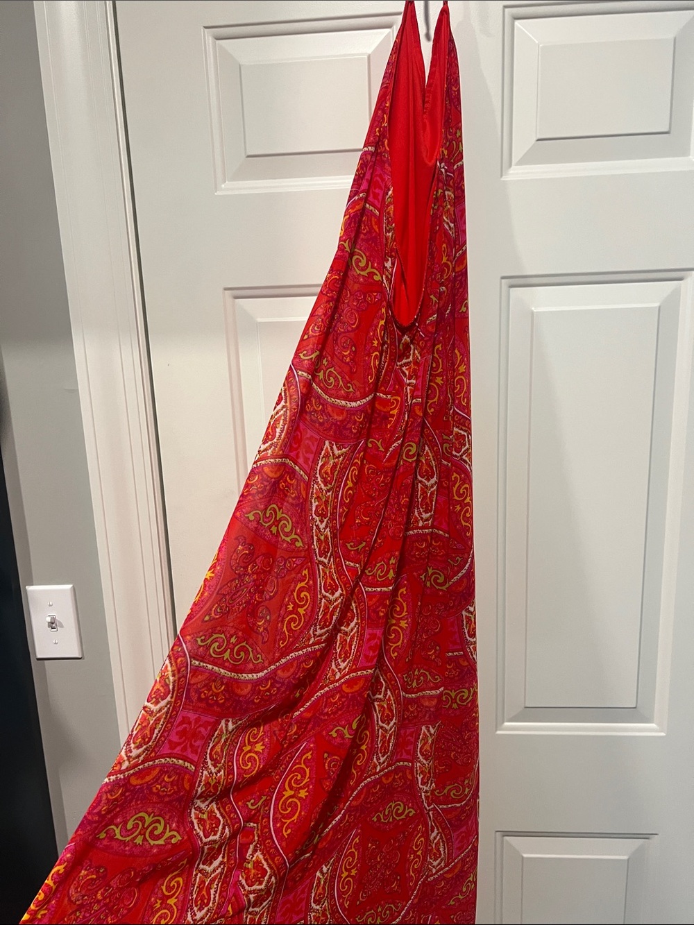 Show Me Your Mumu Sz S Red Patterned Halter Maxi Dress Boho Festival Summer Chic - Picture 3 of 12